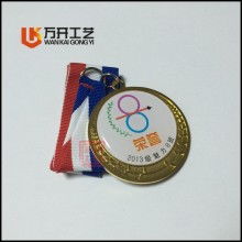 平阳县宇霄工艺品厂 专业定制礼品、钱币册、纪念章与办公用品